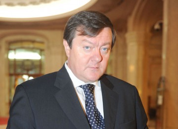 Enel angajează bodyguarzi de la firma care i-a adus finului lui Frunzăverde o condamnare pentru corupţie